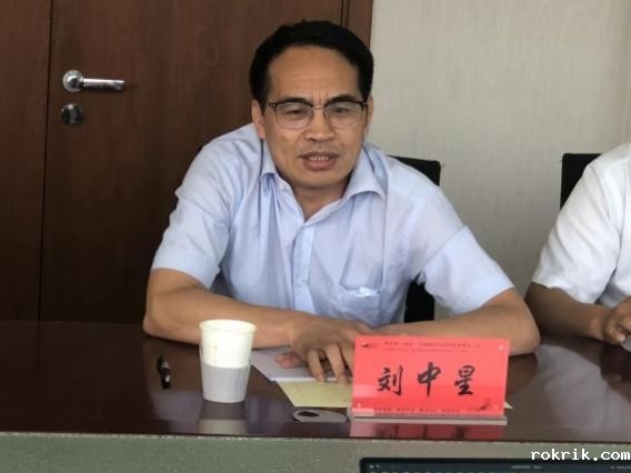 C:\Users\LENOVO~1\AppData\Local\Temp\WeChat Files\e4c0bcdb17b62188e02191d1128c6275_.jpg C:\Users\LENOVO~1\AppData\Local\Temp\WeChat Files\e4c0bcdb17b62188e02191d1128c6275_.jpg