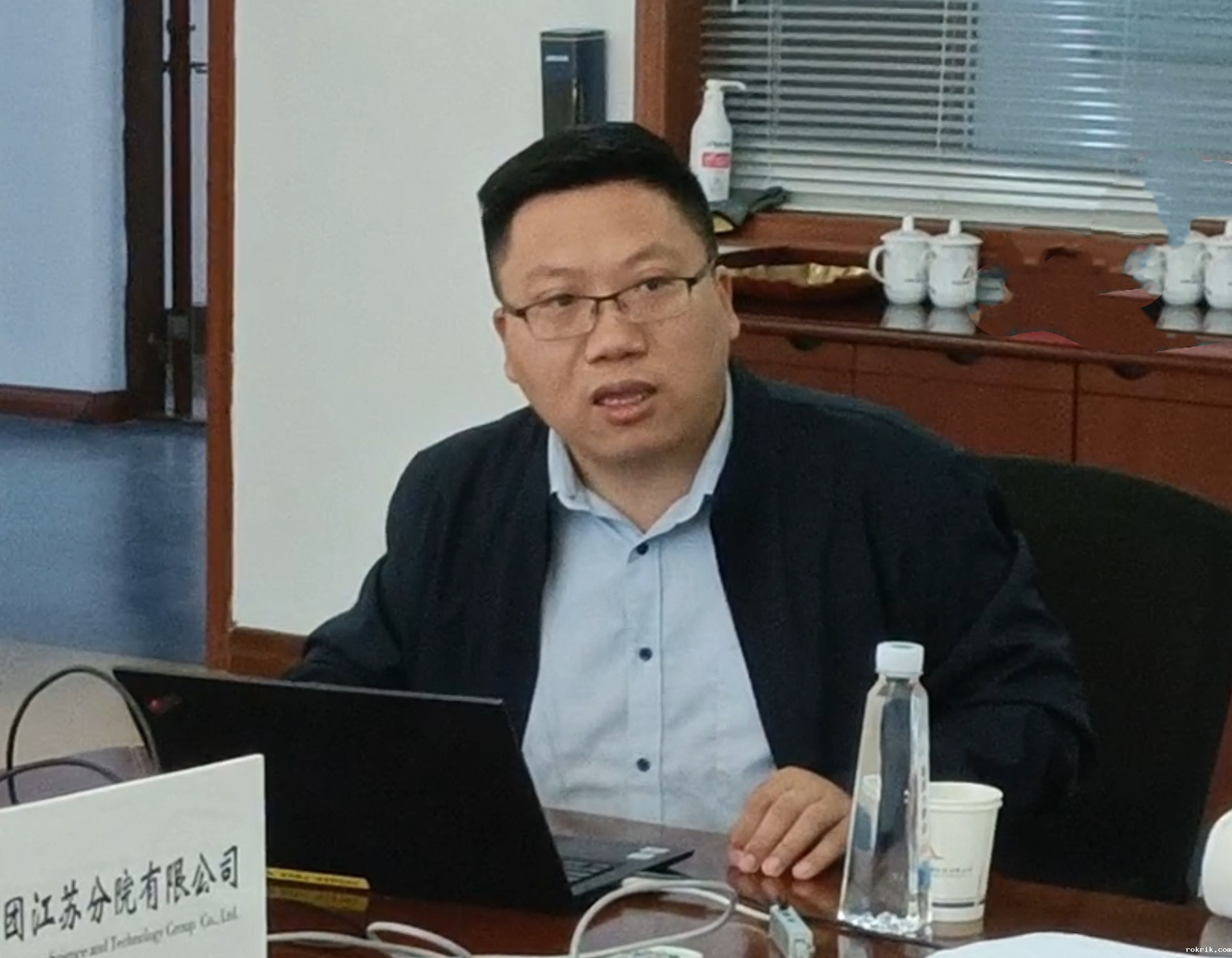 特写.jpg 特写.jpg