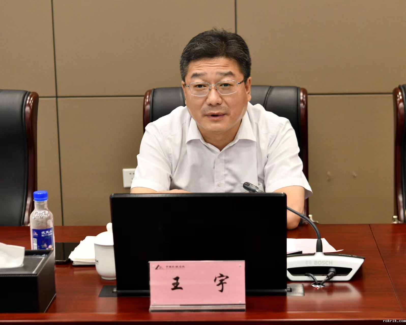 885369391.jpg 885369391.jpg