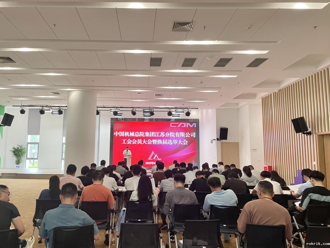 b8497717a82886159a8954b38a15ea0